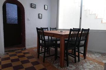 Photo 51