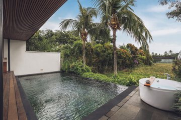Private pool