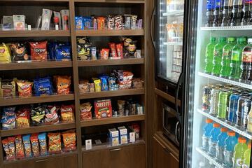 Snack bar