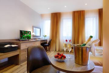 Room service - dining