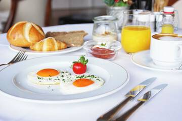 Breakfast meal