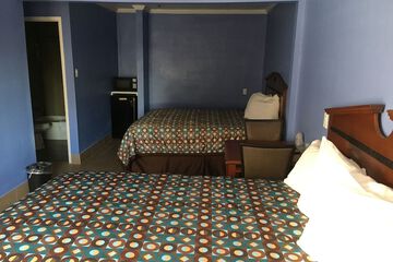 Room 12 of 19