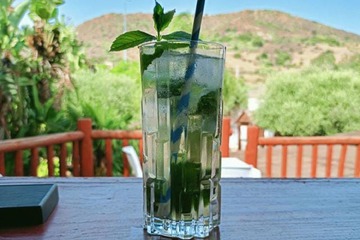 Poolside bar