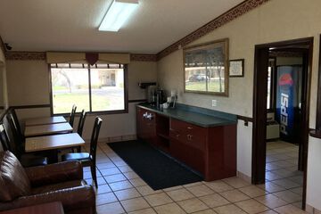 Breakfast/Coffee Service 35 of 35