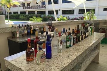 Hotel Bar