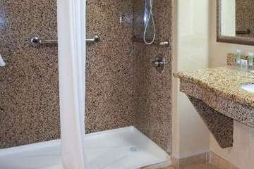 Motel Hobbs NM Bathroom ADA