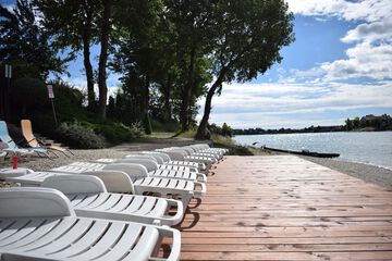 Dock