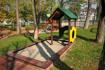 Children's play area - outdoor