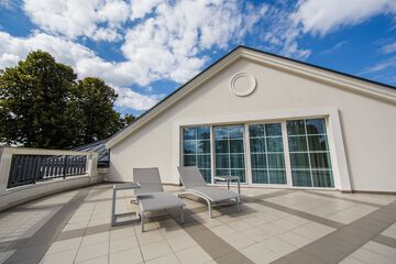 Sundeck