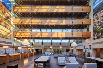 Hotel Interior 22 of 161