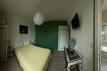 Photo 4