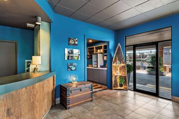 Hotel Interior 16 of 48