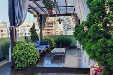 Rooftop pool