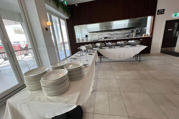 Breakfast buffet