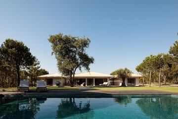 Private pool