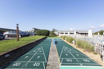 Sundeck