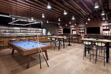 Sports bar