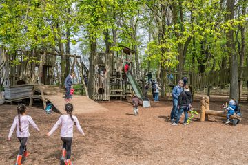 Children's play area - outdoor