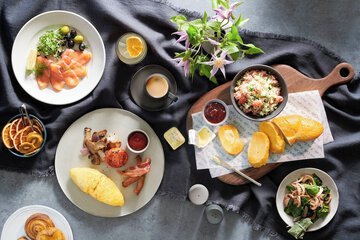 Breakfast meal
