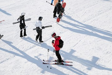 Snow and ski sports