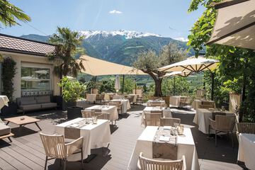 Sundeck