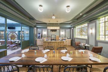 Breakfast area