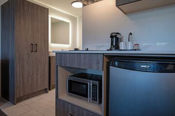 Private kitchenette