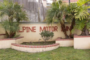 Hotel Exterior 39 of 41