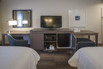 Room 25 of 63
