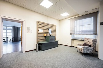 Check-in/check-out kiosk