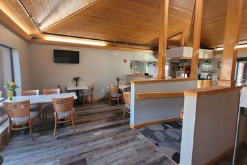 Breakfast/Coffee Service 34 of 39