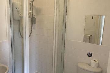 Photo 33
