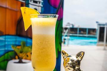 Poolside bar