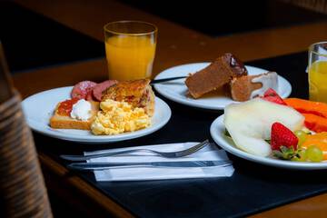 Breakfast meal