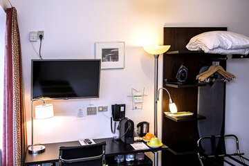 In-room business center