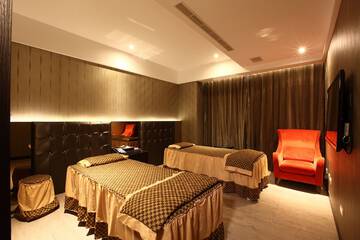 Treatment room