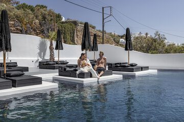 Sundeck