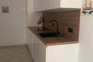Photo 33