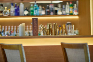Sports bar
