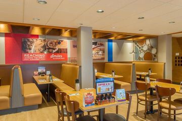 Breakfast/Coffee Service 20 of 21