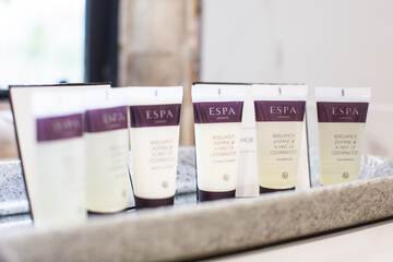 Bathroom amenities
