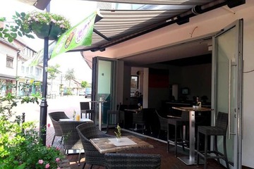 Sports bar