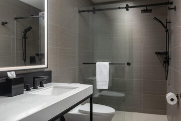 Bathroom shower