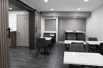 Breakfast area