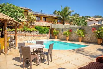 Poolside bar
