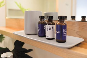Bathroom amenities