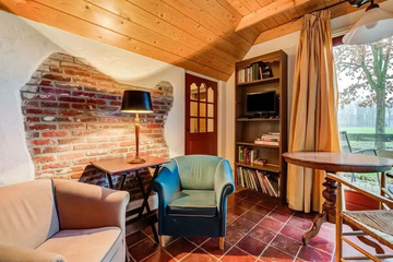guest_rooms