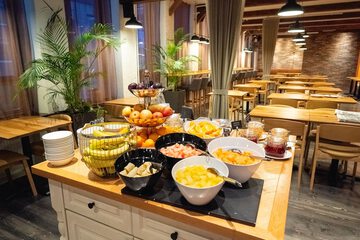 Breakfast buffet
