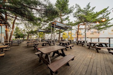 BBQ/picnic area