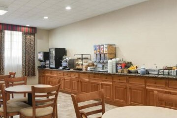  Holiday Inn Express Hotel & Suites San Jose - International Airport 29